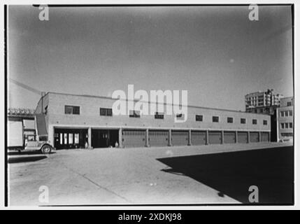 Schaefer Brewing Co., Kent Ave., Brooklyn, New York. Nord Garage, außen II. Gottscho-Schleisner Collection Stockfoto