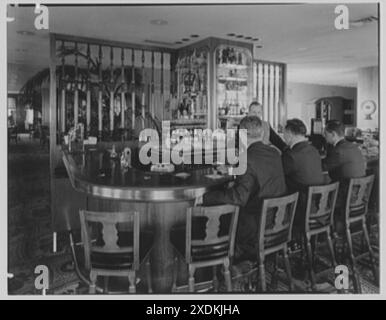 Stouffer's Restaurant, 666 5th Ave., New York. Bar. Gottscho-Schleisner Kollektion Stockfoto