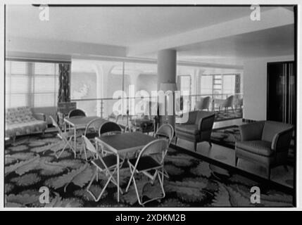 Albion Hotel, Lincoln Rd., Miami Beach, Florida. Zwischengeschoss-Lounge. Gottscho-Schleisner Kollektion Stockfoto