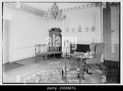 General Schuyler Villa, Albany, New York. Wohnzimmer, zum Kamin. Gottscho-Schleisner Kollektion Stockfoto