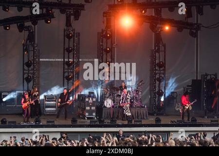 Billy Corgan (Sänger), Jimmy Chamberlin (Schlagzeuger) und James IHA (Gitarrist) von The Smashing Pumpkins Live On the World Is a Vampire Tour im The Stockfoto