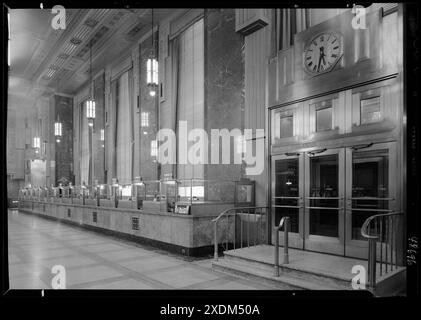 Dollar Savings Bank, Grand Concourse, New York. Inneneinrichtung VI. Sammlung Gottscho-Schleisner Stockfoto