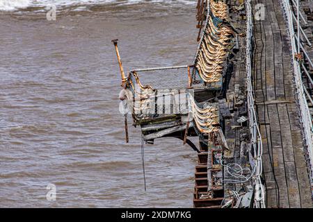 Bilder des verfallenen historischen Birnbeck Piers am Weston-super-Mare, für den der North Somerset Council finanzielle Mittel für die Wiederherstellung des Bauwerks erhalten hat. Stockfoto