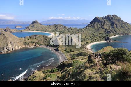 Blick von oben auf Padar Island im Komodo Nationalpark. Labuan Bajo, Flores, Indonesien Stockfoto