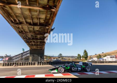 Salinas, CA, USA. Juni 2024. LINDSAY BREWER (R) (76) aus Denver, Colorado, übt für den Firestone Grand Prix von Monterey auf dem WeatherTech Raceway Laguna Seca in Salinas, CA. (Bild: © Walter G. Arce Sr./ASP via ZUMA Press Wire) NUR REDAKTIONELLE VERWENDUNG! Nicht für kommerzielle ZWECKE! Stockfoto