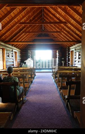 Kapelle der Verklärung mit den Bergen im Hintergrund im Grand Teton National Park. Stockfoto