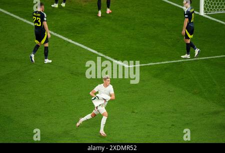 Der ungarische Kevin Csoboth feiert das Siegtor während des