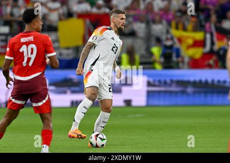 Frankfurt, Deutschland. Juni 2024. Robert Andrich (23) aus Deutschland, dargestellt während eines Fußballspiels zwischen den Nationalmannschaften der Schweiz und Deutschland am dritten Spieltag in Gruppe A in der Gruppenphase des UEFA Euro 2024 Turniers, am Sonntag, den 23. Juni 2024 in Frankfurt. Quelle: Sportpix/Alamy Live News Stockfoto