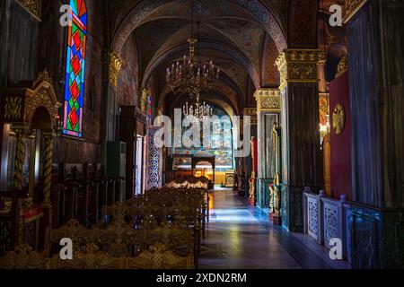 Innenansicht der Kirche Agios (Saint) Dionysios, in Zakynthos Stadt in Griechenland Stockfoto