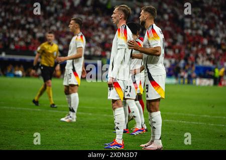 Frankfurt, Deutschland. Juni 2024. Frankfurt, Deutschland, 23. Juni 2024 FRANKFURT, DEUTSCHLAND - 23. JUNI: Nico Schlotterbeck aus Deutschland, Maximilian Beier aus Deutschland, Ilkay Gundogan aus Deutschland und Niclas Fuellkrug aus Deutschland bereiten sich darauf vor, beim Spiel der UEFA Euro 2024 Championship Gruppe A zwischen der Schweiz und Deutschland am 23. Juni 2024 in Frankfurt am Main eine Ecke anzugreifen. (Foto: Dan O' Connor/ATPImages) Dan O' Connor (Dan O' Connor/ATP Images/SPP) Credit: SPP Sport Press Photo. /Alamy Live News Stockfoto