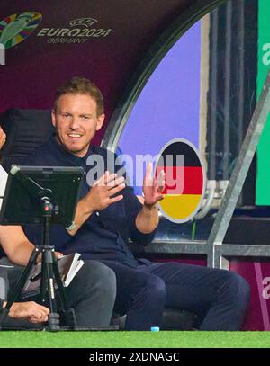 DFB-Cheftrainer Julian Nagelsmann, Bundestrainer, Nationaltrainer, in der Gruppe A Bühnenspiel DEUTSCHLAND - SCHWEIZ der UEFA-Europameisterschaften 2024 am 23. Juni 2024 in Frankfurt, Deutschland. Fotograf: Peter Schatz Stockfoto