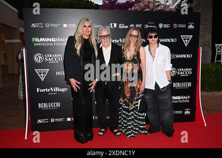 Santa Margherita di Pula, Cagliari, 7. Ausgabe des italienischen Sardinien-Festivals, Verleihung des Roten Teppichs gestern Abend. Auf dem Foto: Harvey Keitel, Daphna Kastner, Roman Keitel, Gabriel Labelle Stockfoto