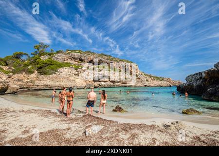 Strand Caló des Marmols, Santany, Mallorca, Balearen, Spanien. Stockfoto