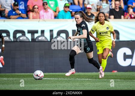 Harrison, Usa. Juni 2024. Harrison, USA, 13. Juni 2024: Rose Lavelle (16 Gotham FC) während des Spiels zwischen Gotham FC und Washington Spirit in der Red Bull Arena in Harrison, NJ, USA (NUR REDAKTIONELLE VERWENDUNG). (Rebekah Wynkoop/SPP) Credit: SPP Sport Press Photo. /Alamy Live News Stockfoto