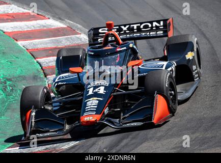 22. Juni 2024 Monterey, CA, USA A. J. Foyt Enterprises Fahrer Santino Ferrucci aus den Vereinigten Staaten(14)kam während des Firestone Grand Prix von Monterey IndyCar Practice 2 auf dem WeatherTech Raceway Laguna Seca Monterey, CA Thurman James/CSM aus dem Korkenzieher Stockfoto