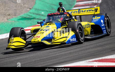 22. Juni 2024 Monterey, CA, USA Rahal Letterman Lanigan Racing | 5-stündiger Getränkefahrer Pietro Fittipaldi aus Dänemark (30) fährt während des Firestone Grand Prix von Monterey IndyCar Practice 2 auf dem WeatherTech Raceway Laguna Seca Monterey, CA Thurman James/CSM durch den Korkenzieher Stockfoto