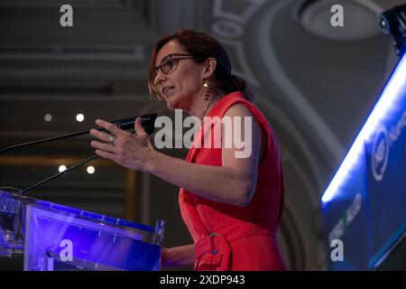 Madrid, Spanien. Juni 2024. Monica Garcia, Gesundheitsministerin der spanischen Regierung, nimmt heute Morgen an einem informativen Frühstück in Madrid Teil. Quelle: D. Canales Carvajal/Alamy Live News Stockfoto