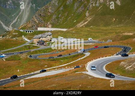 Geographie / Reise, Österreich, Salzburg, Verkehr auf der Großglockner Hochalpenstraße, ADDITIONAL-RIGHTS-CLEARANCE-INFO-NOT-AVAILABLE Stockfoto