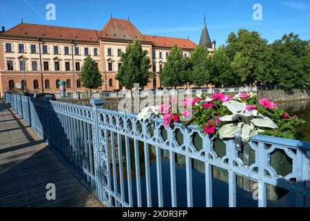 Geografie / Reise, Slowakei, Ceske Budejovice, Hauptplatz mit Samson Brunnen am Abend, ZUSÄTZLICHE RECHTE-CLEARANCE-INFO-NOT-AVAILABLE Stockfoto