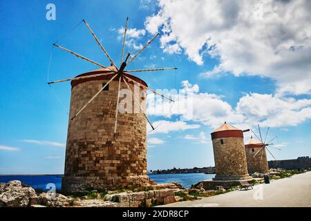 Alte Windmühlen in Rhodos, Altstadt, Griechenland, Europa Stockfoto