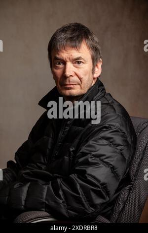 Porträt von Ian Rankin, einem schottischen Kriminalautor, der vor allem für seine Romane von Inspector Rebus bekannt ist Stockfoto