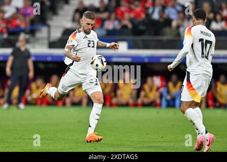 Frankfurt, Deutschland. Juni 2024. Robert Andrich (23) aus Deutschland, dargestellt während eines Fußballspiels zwischen den Nationalmannschaften der Schweiz und Deutschland am dritten Spieltag in Gruppe A in der Gruppenphase des UEFA Euro 2024 Turniers, am Sonntag, den 23. Juni 2024 in Frankfurt. Quelle: Sportpix/Alamy Live News Stockfoto