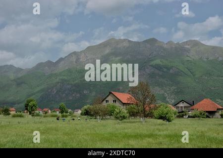 Pastoralszenen im ländlichen Gusinje, Montenegro Stockfoto