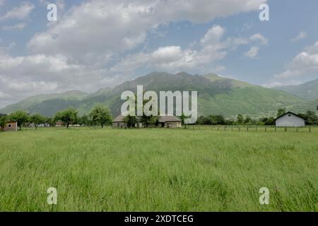 Pastoralszenen im ländlichen Gusinje, Montenegro Stockfoto