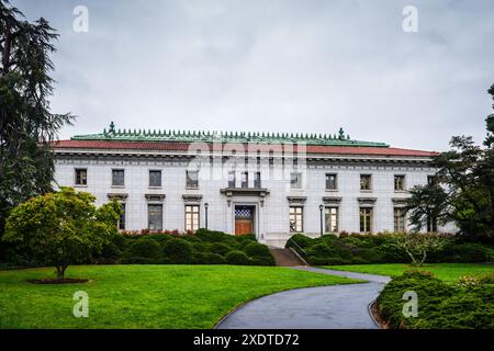 Berkeley, Kalifornien, USA - 24. März 2017: California Hall ist eines der ursprünglichen Gebäude im klassischen Stil des Beaux-Arts-Stils im klassischen Revival Stockfoto