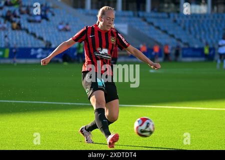 Norrkoping, Schweden, 24. Juni 2024: Alice Ahlberg (8 IF Brommapojkarna) im Spiel in der schwedischen Liga OBOS Damallsvenskan am 24. Juni 2024 zwischen IFK Norrkoping und IF Brommapojkarna in der Platinumcars Arena in Norrkoping, Schweden (Peter Sonander/SPP) Credit: SPP Sport Press Photo. /Alamy Live News Stockfoto