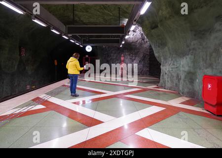 Stockholms Metro, Tunnelbana Station, U-Bahn-Station: Kungsträdgården. Entworfen vom Künstler Ulrik Samuelson. Stockholm, Schweden. Stockfoto