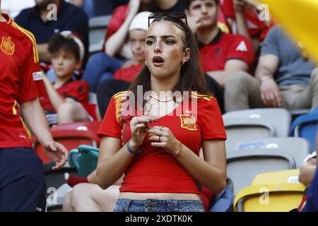 Düsseldorf, Deutschland. Juni 2024. DÜSSELDORF, Düsseldorf Arena, 24.06.2024, Fußball-Europameisterschaft Euro2024, Gruppenspiel Nr. 27 zwischen Albanien und Spanien, Spanien-Fan Credit: Pro Shots/Alamy Live News Stockfoto