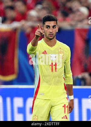 DÜSSELDORF - Ferran Torres aus Spanien während des Gruppenspiels der UEFA EURO 2024 zwischen Albanien und Spanien in der Düsseldorfer Arena am 24. Juni 2024 in Düsseldorf. ANP | Hollandse Hoogte | Gerrit van Keulen Stockfoto