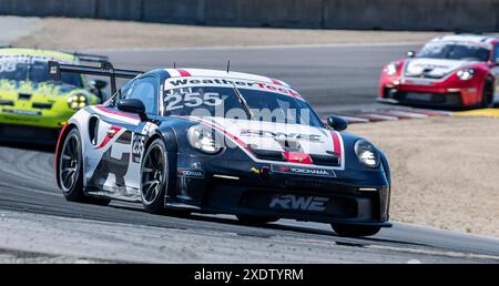 22. Juni 2024 Monterey, CA, USA, RWE-Fahrer James Li fährt während des Firestone Grand Prix des Monterey Porsche Challenge Race 2 auf dem WeatherTech Raceway Laguna Seca Monterey, CA Thurman James/CSM in Kurve 5 Stockfoto