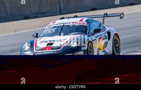 22. Juni 2024 James Li, Fahrer des RWE in Monterey, CA, USA, fährt während des Firestone Grand Prix des Monterey Porsche Challenge Race 2 auf dem WeatherTech Raceway Laguna Seca Monterey, CA Thurman James/CSM in Kurve 5 Stockfoto