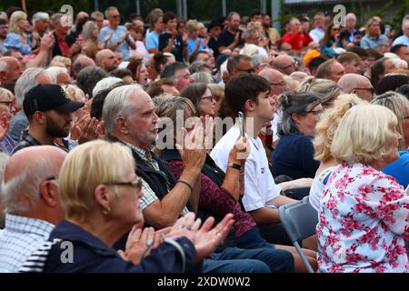 Trago Mills, Newton Abbot, Devon, Großbritannien. Juni 2024. 2024: Wahlkampfveranstaltung zur Reform des Vereinigten Königreichs in Trago Mills, Newton Abbot, Devon. Hinweis: Nidpor/Alamy Live News Stockfoto