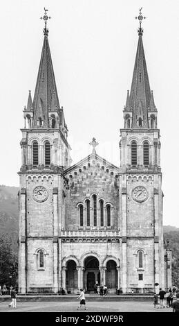 Basilica de Santa Maria in Spanien, Covadonga, Asturien Stockfoto