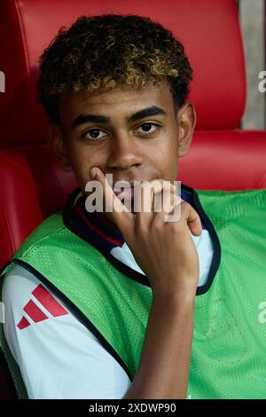 Lamine Yamal Aus Spanien Wurde Beim Spiel Der UEFA EURO 2024 Zwischen ...