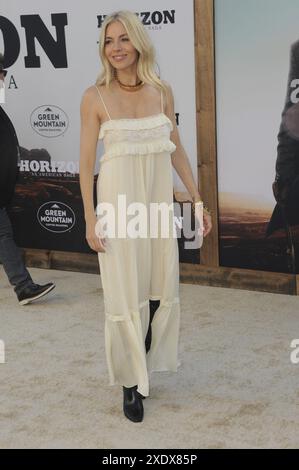 Ny. Juni 2024. Sienna Miller At Arrivals For Horizon: An American Saga 