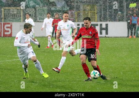 1. BL: 17-18 - 23. Spieltag - Freiburg vs. Bremen Stockfoto