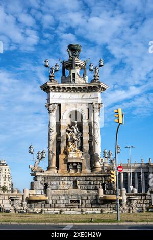 Statuen und Brunnen am Plaza de Espana in Barcelona Stockfoto