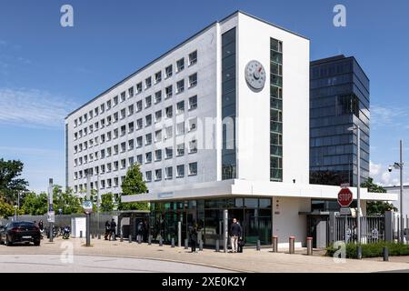 Der UN-Campus, dieses Gebäude beherbergt den Sitz des Sekretariats der Rahmenkonvention über Klimaänderungen, es ist das alte Hochhaus-Parlament Stockfoto