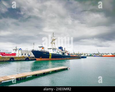 Die Werft legt an der V and A Waterfront Harbour an Stockfoto