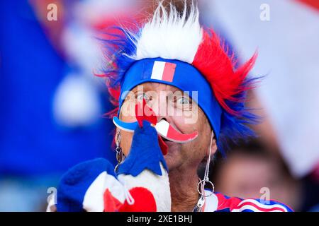 Dortmund, Deutschland. Juni 2024. Frankreich Fans beim Fußball-Europameisterspiel 2024 zwischen Frankreich und Polen im Signal Iduna Park, Dortmund, Deutschland - Dienstag, 25. Juni 2024. Sport - Fußball . (Foto: Fabio Ferrari/LaPresse) Credit: LaPresse/Alamy Live News Stockfoto