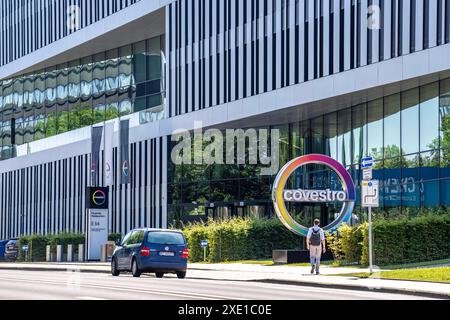 Unternehmenszentrale der Covestro AG in Leverkusen, am Chempark, NRW, Deutschland Covestro *** Unternehmenszentrale der Covestro AG in Leverkusen, im Chempark, NRW, Deutschland Covestro Stockfoto