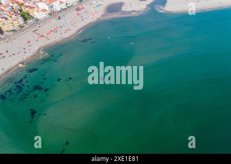 Vila Praia de Ancora, Portugal 07 06 2023: Strand von Vila Praia de Ancora im Sommer. Portugal Stockfoto