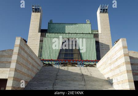 Palacio de Festivales de Cantabria (von dem Architekten Sáenz de Oiza). Santander. Kantabrien. Spanien Stockfoto