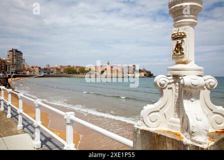 Playa San Lorenzo, Gijón-Asturien Spanien. Stockfoto