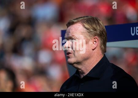 Berlin, Deutschland. Dienstag, 25. Juni 2024.Ronald Koeman (Niederlande, Trainer), GER, Niederlande (NED) vs. Österreich (AUT), Fussball Europameisterschaft, UEFA EURO 2024, Gruppe D, 3. Spieltag, 25.06.2024 Foto: Eibner-Pressefoto/Michael Memmler/Alamy Live News Stockfoto