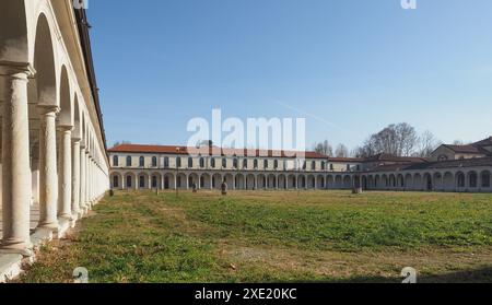 La Certosa ehemaliges Kloster und Eintrittsportal für Irrenanstalten in Collegno Stockfoto